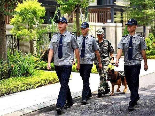 門衛(wèi)保安公司是怎么處理緊急情況的？